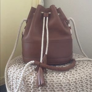 Leather Bucket Bag- Nappa Dori
